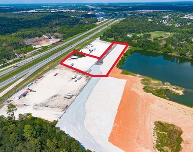 20218 Crosby Fwy - Photo Thumbnail 24