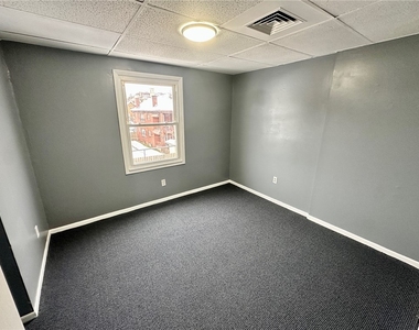 305 Bessemer Ave - Photo Thumbnail 6