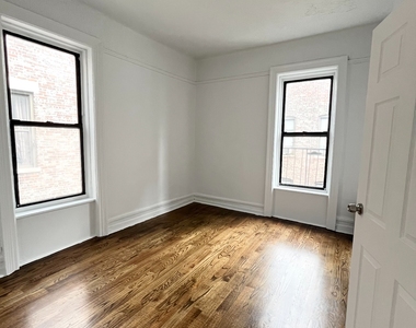 660 West 180th Street - Photo Thumbnail 2