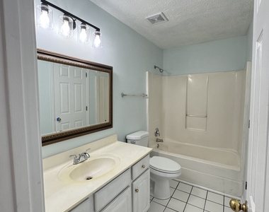 1009 Chads Ridge - Photo Thumbnail 21