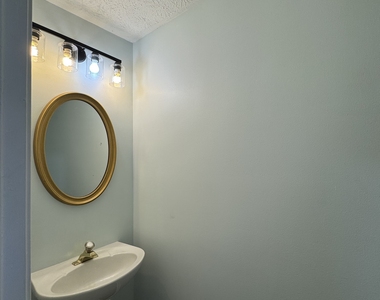 1009 Chads Ridge - Photo Thumbnail 4