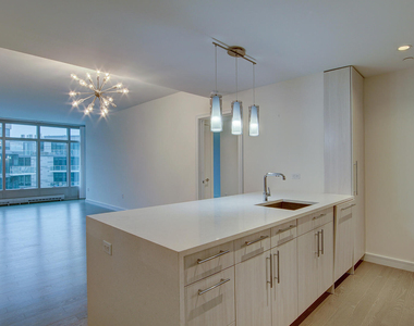 15 Morris Avenue - Photo Thumbnail 5