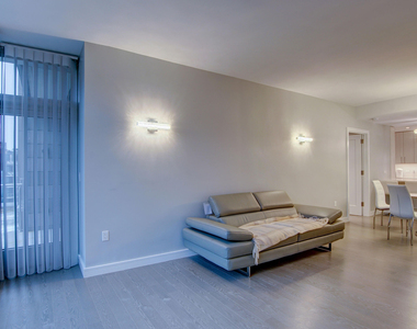 15 Morris Avenue - Photo Thumbnail 17
