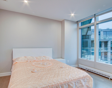 15 Morris Avenue - Photo Thumbnail 21