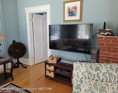 400 4th Avenue - Photo Thumbnail 10