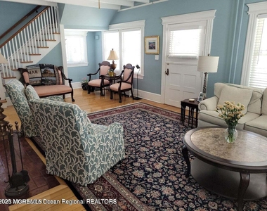 400 4th Avenue - Photo Thumbnail 9