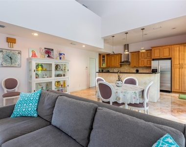 2999 Banyan Road - Photo Thumbnail 8