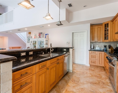 2999 Banyan Road - Photo Thumbnail 11