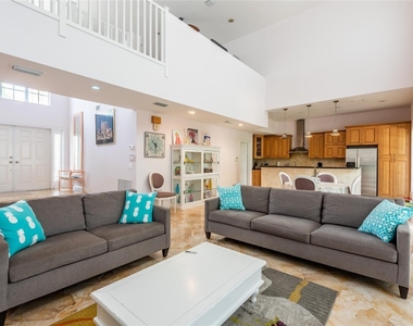 2999 Banyan Road - Photo Thumbnail 5