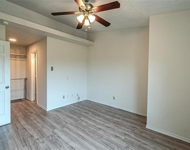 929 Vedral Place - Photo Thumbnail 11