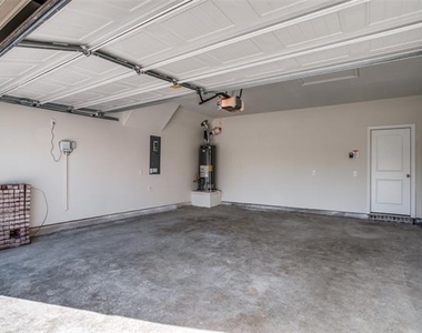 1237 Sharp Street - Photo Thumbnail 15