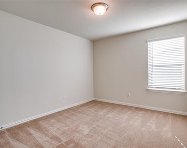 1237 Sharp Street - Photo Thumbnail 11