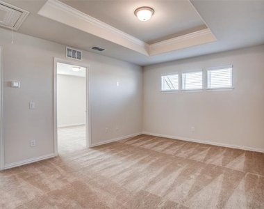 1237 Sharp Street - Photo Thumbnail 9