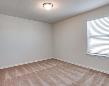 1237 Sharp Street - Photo Thumbnail 8