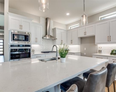 840 Belltown Drive - Photo Thumbnail 13