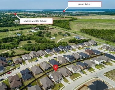 209 Michael Drive - Photo Thumbnail 35