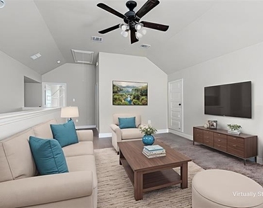 209 Michael Drive - Photo Thumbnail 15