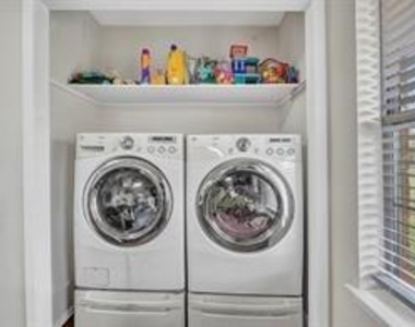 307 N Jordan Street - Photo Thumbnail 17