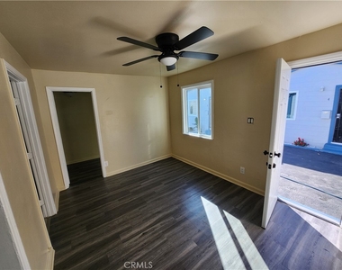 3717 W Imperial - Photo Thumbnail 2