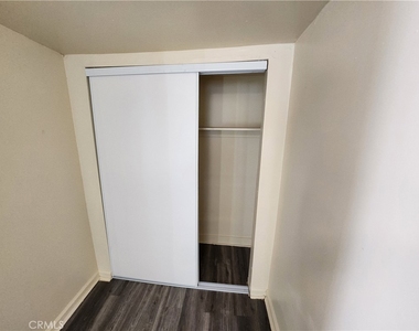 3713 W Imperial - Photo Thumbnail 7