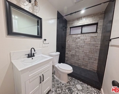 6607 N Figueroa Street - Photo Thumbnail 20