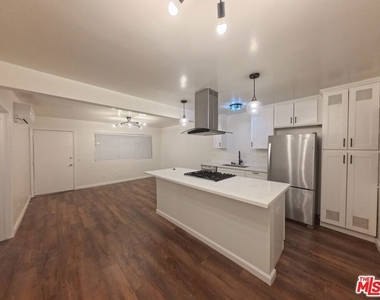 6607 N Figueroa Street - Photo Thumbnail 1