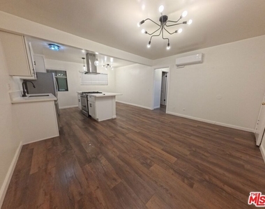 6607 N Figueroa Street - Photo Thumbnail 5