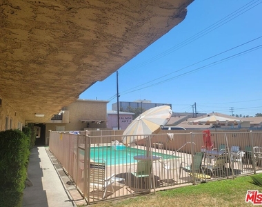 12634 Kalnor Avenue - Photo Thumbnail 7