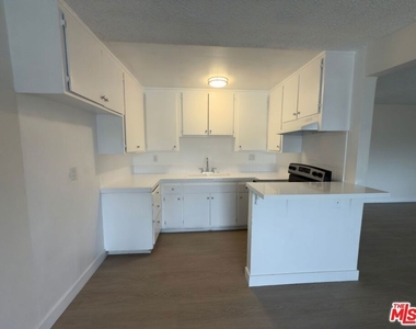 12634 Kalnor Avenue - Photo Thumbnail 5