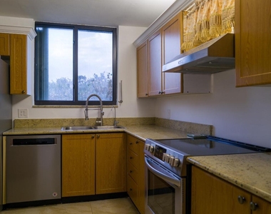 400 Ocean Trail Way - Photo Thumbnail 22