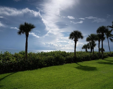 400 Ocean Trail Way - Photo Thumbnail 4