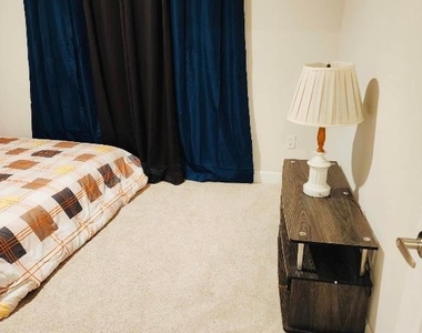 640 Tanaro Lane - Photo Thumbnail 8