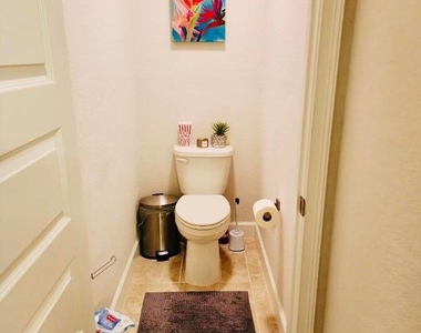 640 Tanaro Lane - Photo Thumbnail 7