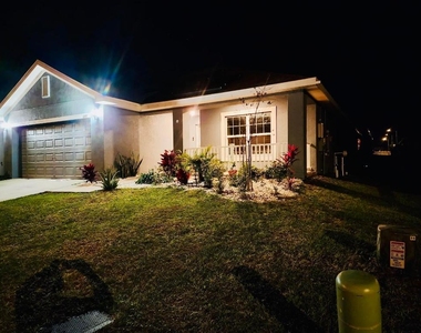 640 Tanaro Lane - Photo Thumbnail 16