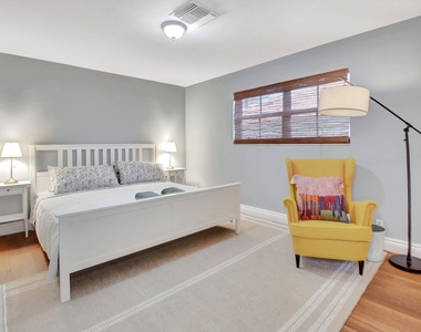 801 Sw 5th Street - Photo Thumbnail 22