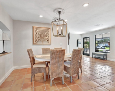 801 Sw 5th Street - Photo Thumbnail 7