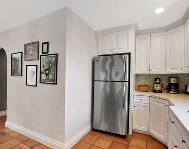 801 Sw 5th Street - Photo Thumbnail 12