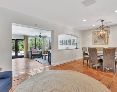 801 Sw 5th Street - Photo Thumbnail 14