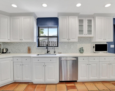 801 Sw 5th Street - Photo Thumbnail 11