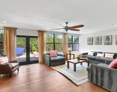 801 Sw 5th Street - Photo Thumbnail 15
