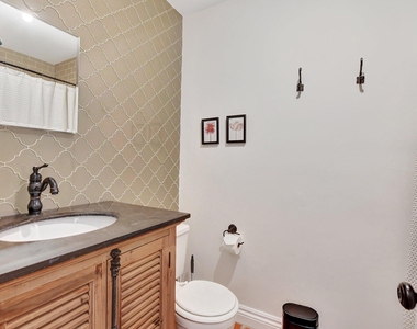 801 Sw 5th Street - Photo Thumbnail 19