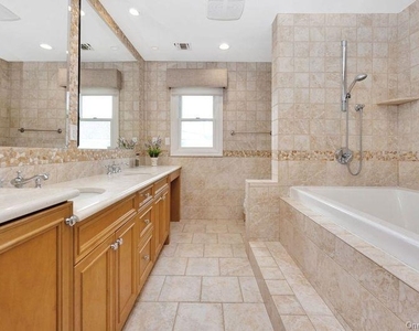 36 Prescott - Photo Thumbnail 18