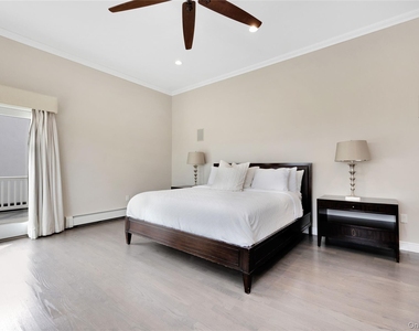 36 Prescott - Photo Thumbnail 3