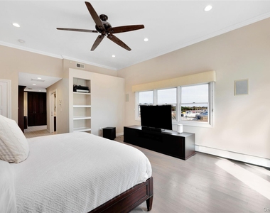 36 Prescott - Photo Thumbnail 14