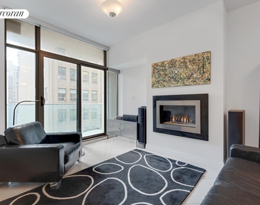 143 W 30th Street - Photo Thumbnail 1
