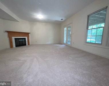 2104 Patty Lane - Photo Thumbnail 15
