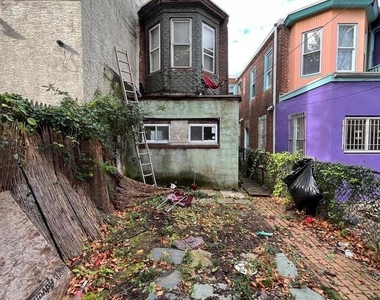 2045 N Carlisle Street - Photo Thumbnail 7