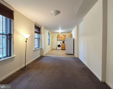 2045 N Carlisle Street - Photo Thumbnail 8