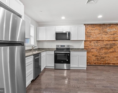 819 11th Avenue - Photo Thumbnail 7