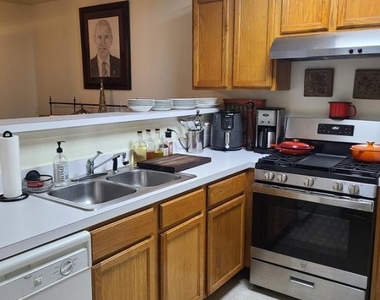 6602 Lake Park Drive - Photo Thumbnail 22